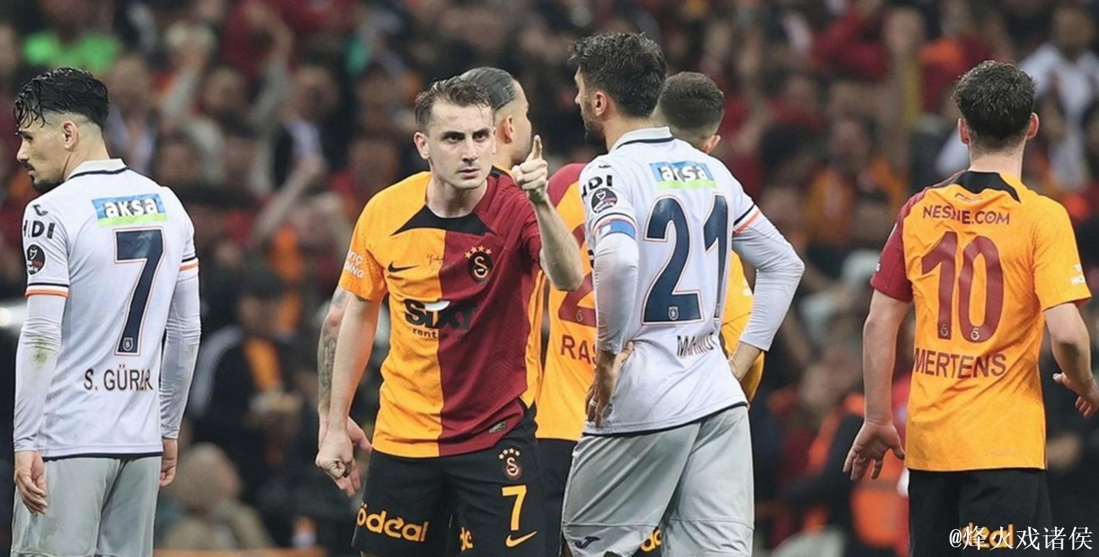 记者:伊卡尔迪希望回意大利踢球,但米兰现在对他不感兴趣 记者:伊卡尔迪希望回意大利踢球,但米兰现在对他不感兴趣